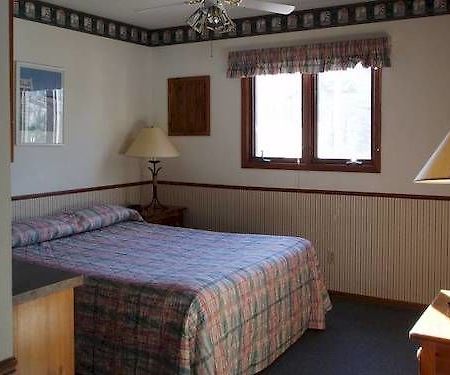 Pelican Shores Breezy Point Bagian luar foto
